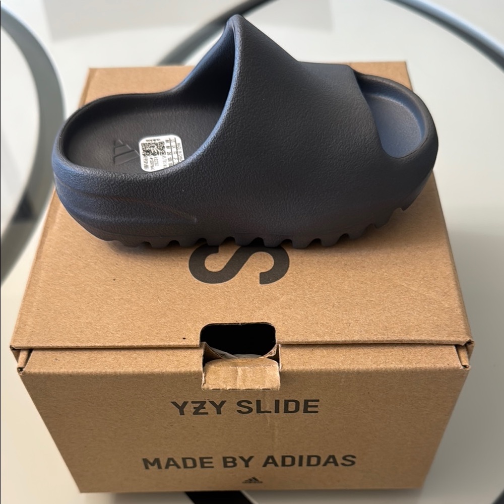 Yeezy slide slate grey (kids)